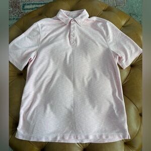 Men’s pink polo shirt